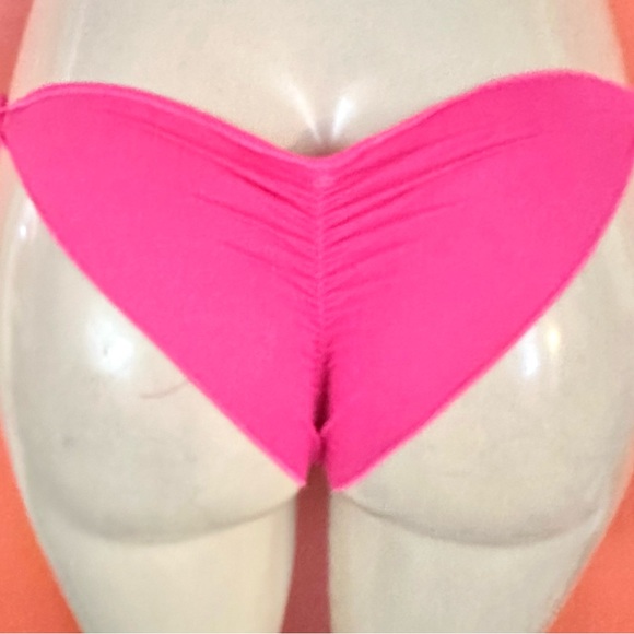 Vitamin A Scrunchy Side Fringe Bikini Bottoms M - Picture 3 of 5